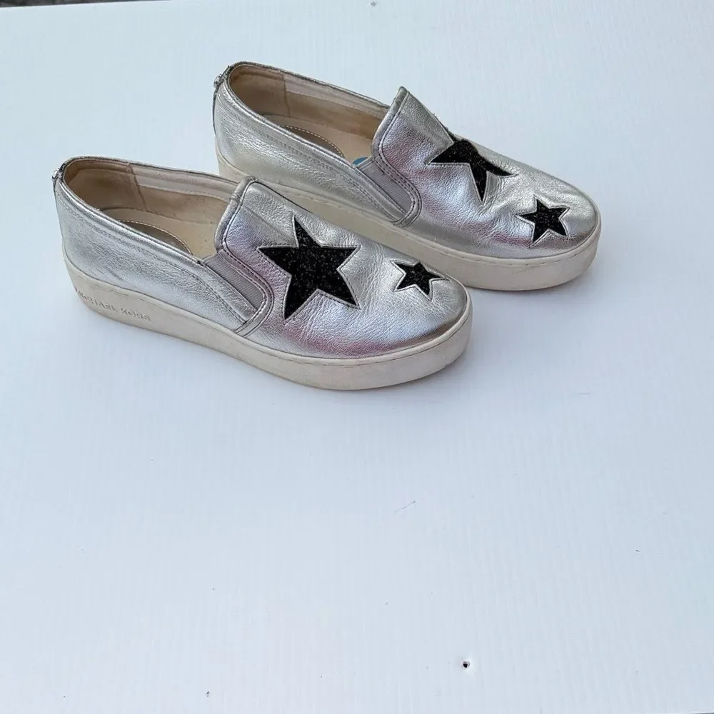 Michael Michael Kors Platform HJ17J Silver with Black Stars Sneakers Size 7.5